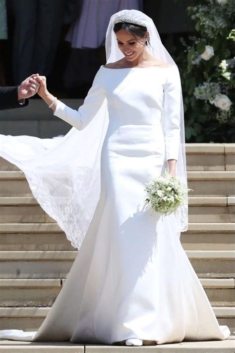 meghan markle wedding dress price